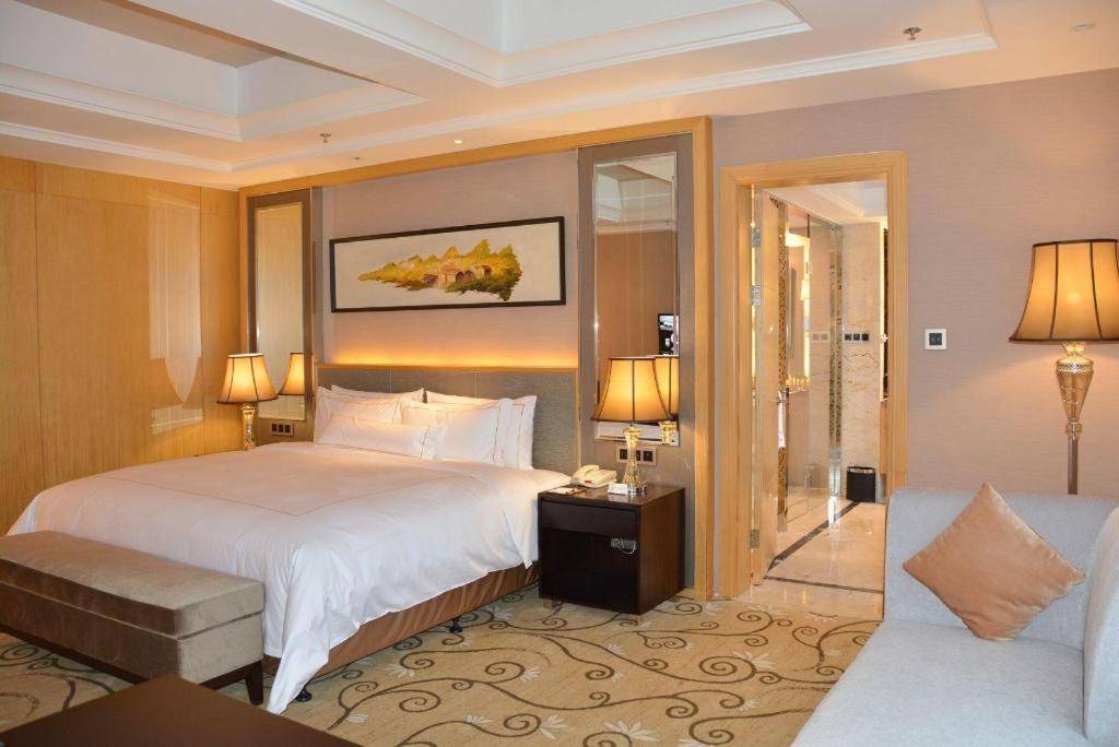 Wyndham Grand Plaza Royale Mingfa Zhangzhou Exteriör bild