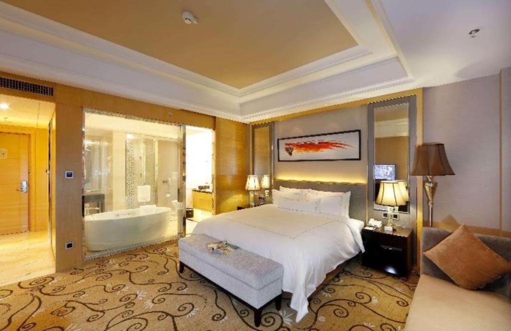 Wyndham Grand Plaza Royale Mingfa Zhangzhou Exteriör bild