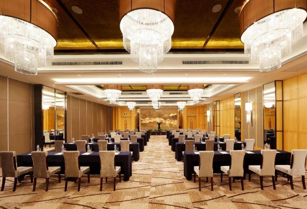 Wyndham Grand Plaza Royale Mingfa Zhangzhou Exteriör bild